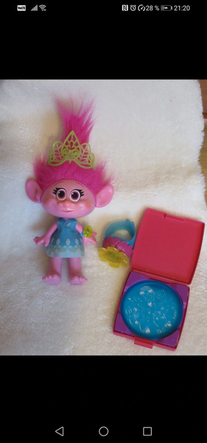 Poupée Poppy Troll + cadeau boite mandala Troll - photo numéro 2