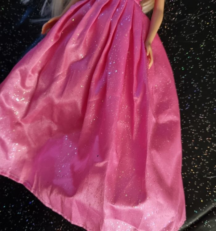 poupée BARBIE princesse - photo numéro 3
