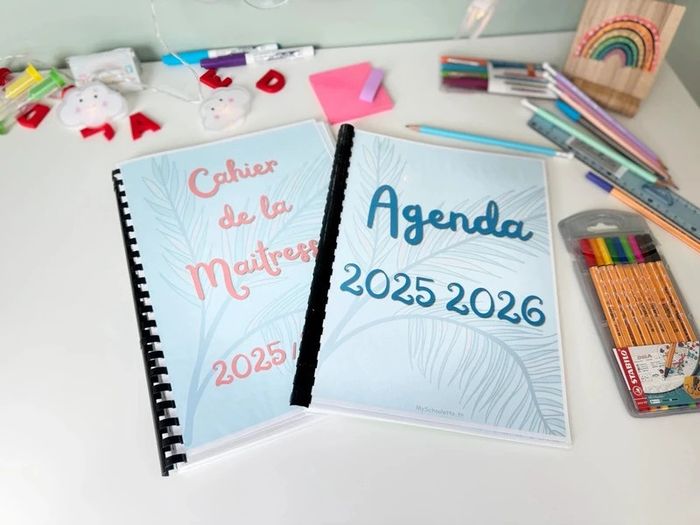 Agenda et/ou Journal de bord pour la classe (enseignant)