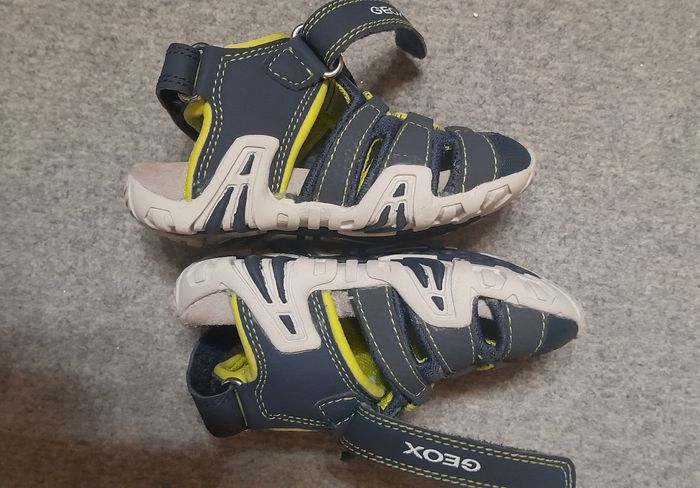 CHAUSSURES GEOX TAILLE 22 SCRATCH - photo numéro 2