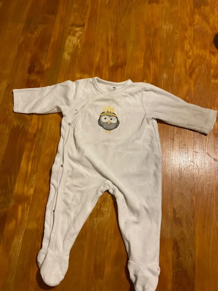 Lot de 5 pyjamas hiver 6mois - photo numéro 10