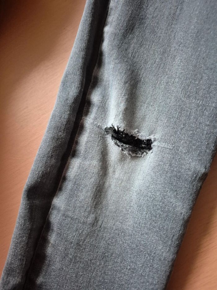 Jeans noir - photo numéro 3