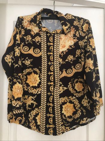 Magnifique Chemise noire et dorée