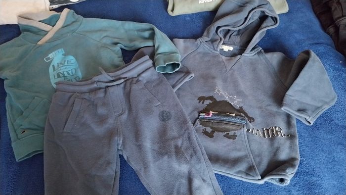 1 lot de 15 vêtements garçon 4 ans - photo numéro 5
