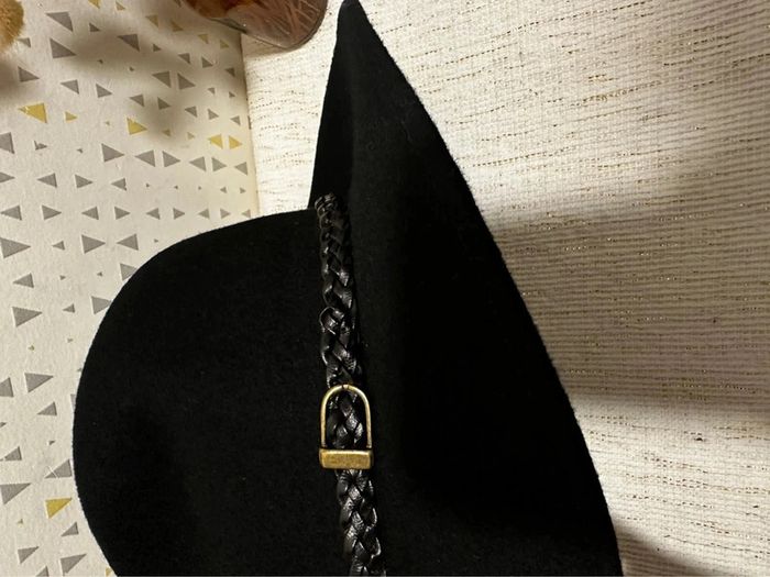 Très beau chapeau Wellington t55 en laine - photo numéro 2