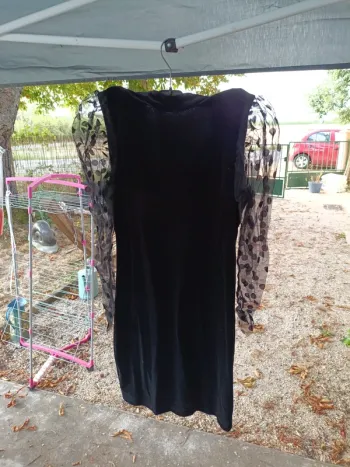 Robe noire dentelle tulle