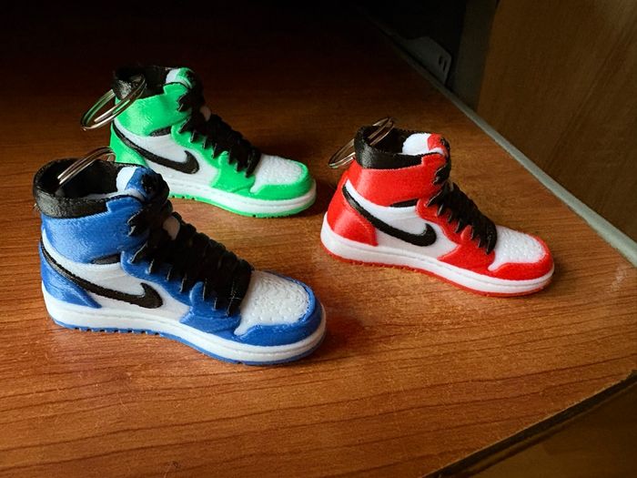 Mini Sneakers Air Jordan plusieurs couleurs disponibles - photo numéro 2