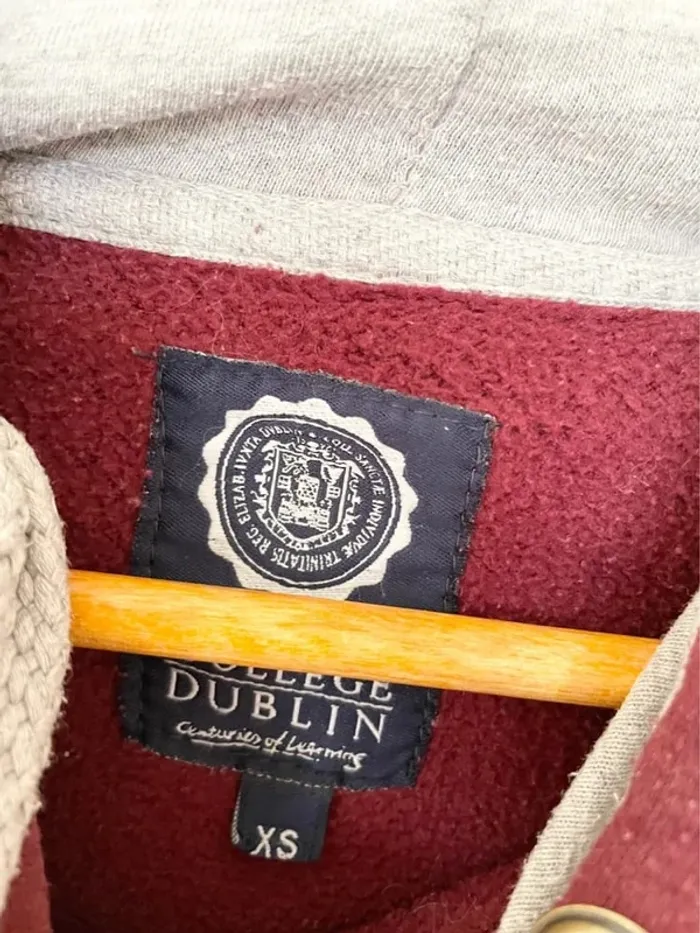 Sweater bordeaux Trinity collège Dublin - photo numéro 4