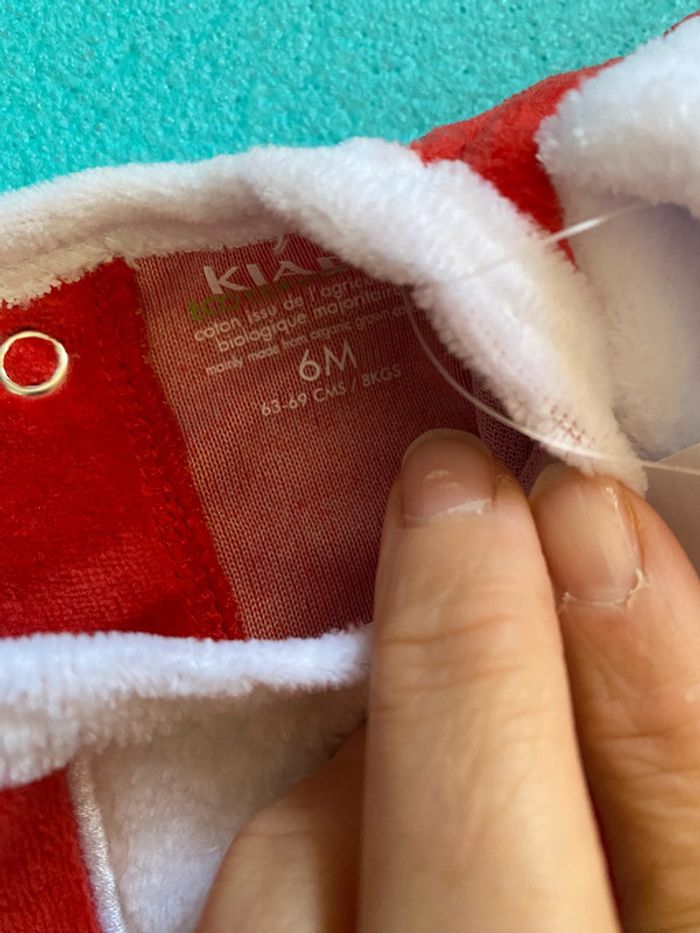 Pyjama Noël en velours Taille 6 M - photo numéro 3