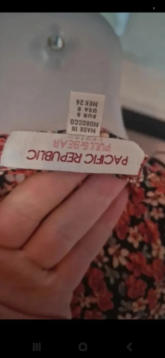 Belle robe fleurie été pull and bear taille 36 - photo numéro 4