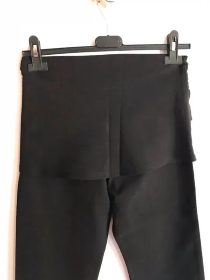 Pantalon noir à empiècements sur le haut du pantalon taille 34 - photo numéro 6