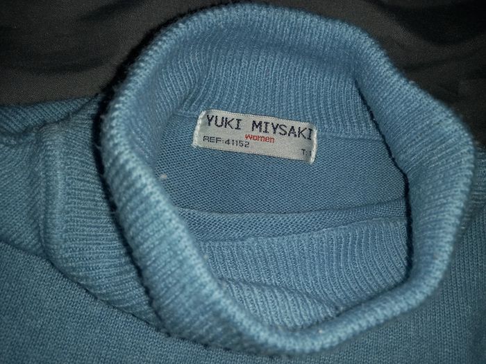 Pull bleu - photo numéro 3