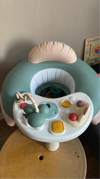 Siège d’activités gonflable bébé – Smoby