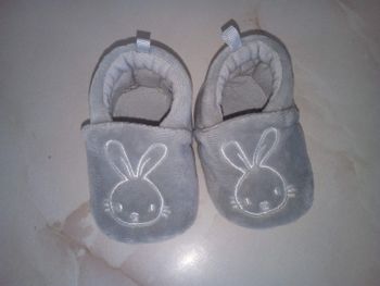 Chaussons garçon naissance neuf