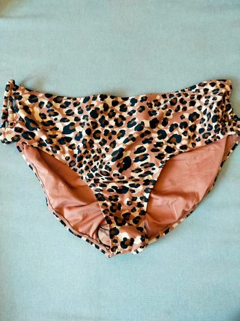 Bas de maillot de bain imprimé léopard – Taille XXXL – 2 exemplaires disponibles