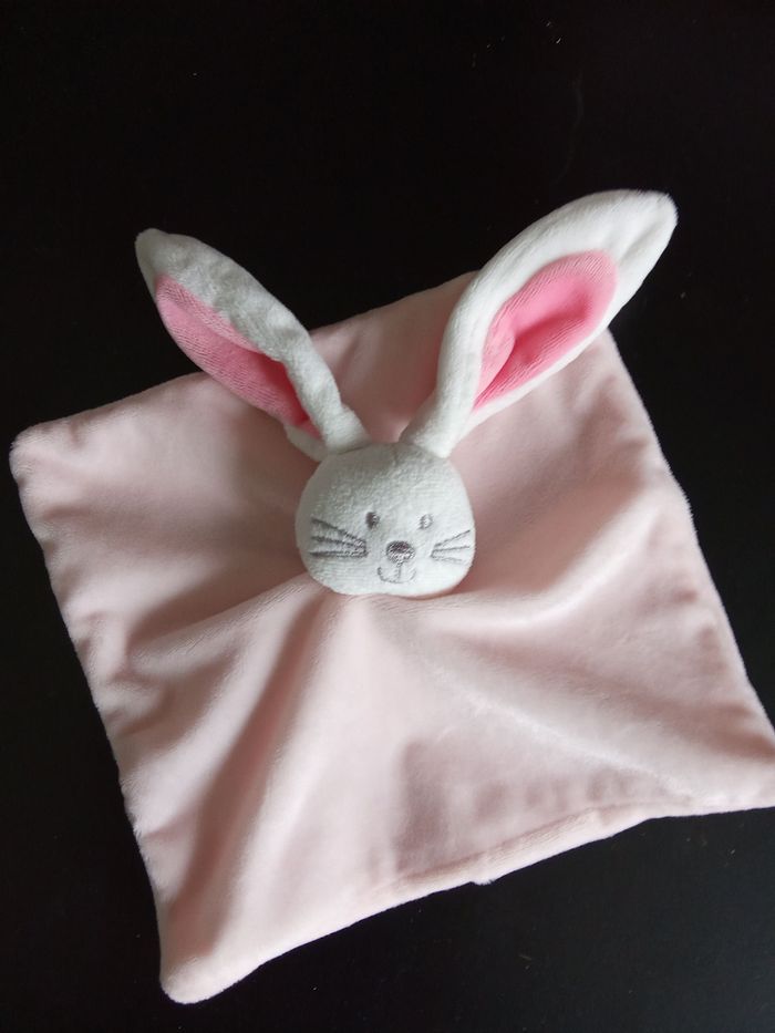 Doudou mouchoir carré lapin rose, blanc, fuchsia, bébé fille