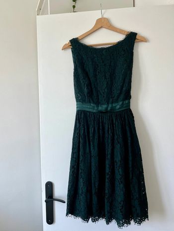 Robe Naf Naf taille 40 verte dentelle
