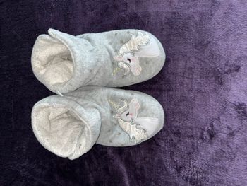 Chaussons licorne enfant fille pointure 32