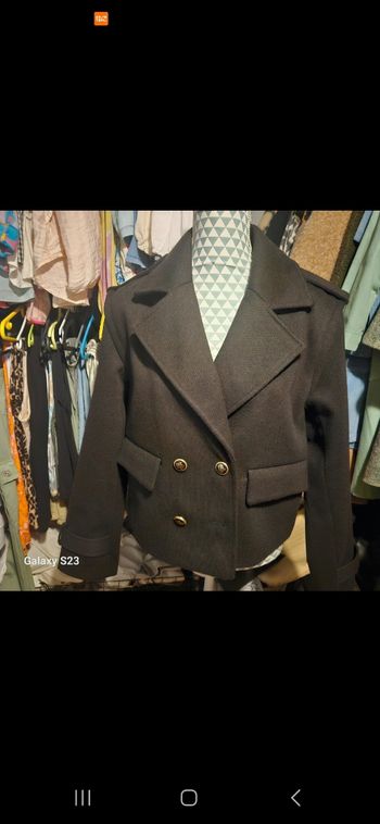 Veste only