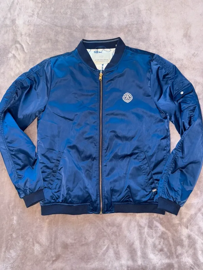 Blouson bleu Scotch & soda taille 16 ans garçon en très bon état