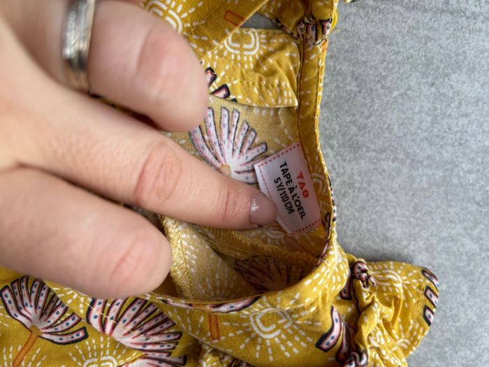 Robe jaune - photo numéro 2