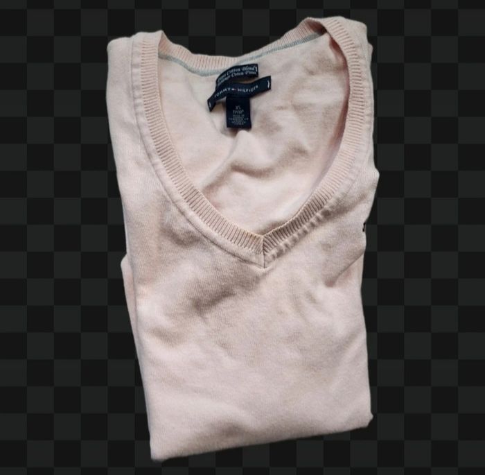 Pull Tommy Hilfiger femme – Col V – Taille XS – Rose saumon