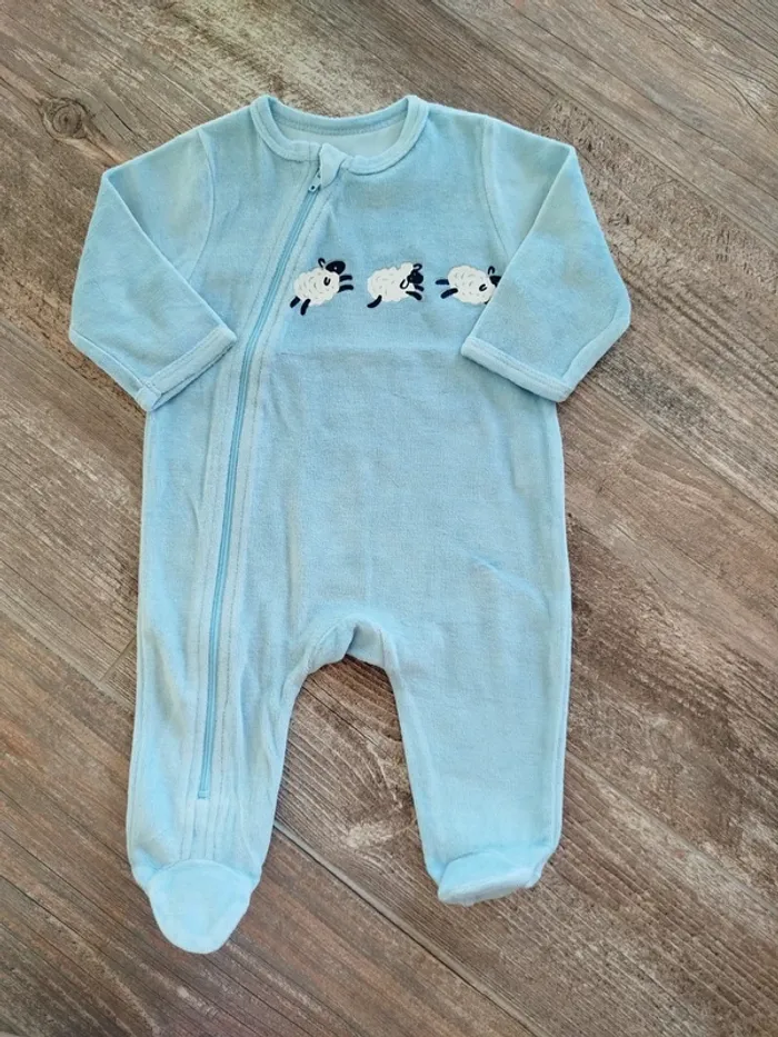 Pyjama une pièce en velours bébé garçon 3 mois