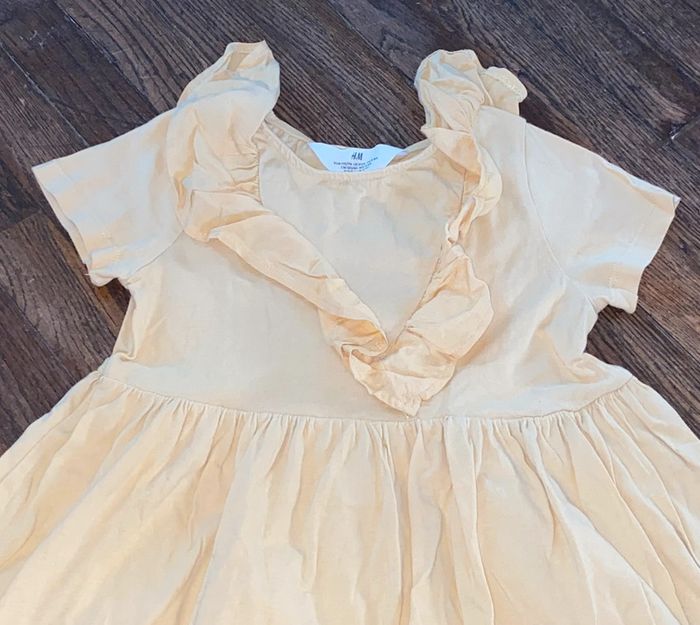 Robe H&M 6 ans - photo numéro 2