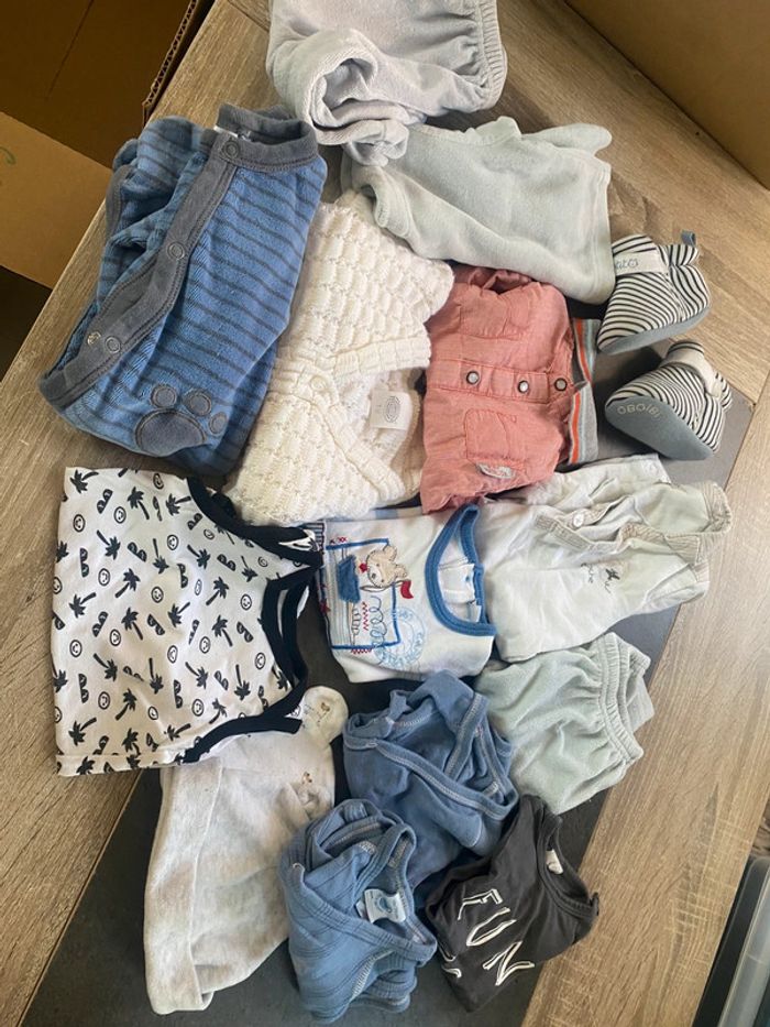 Lot vêtements bébé garçon 1mois