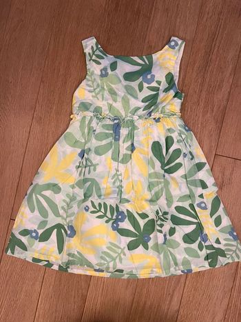 Robe vertbaudet fille 8 ans neuf sans étiquette