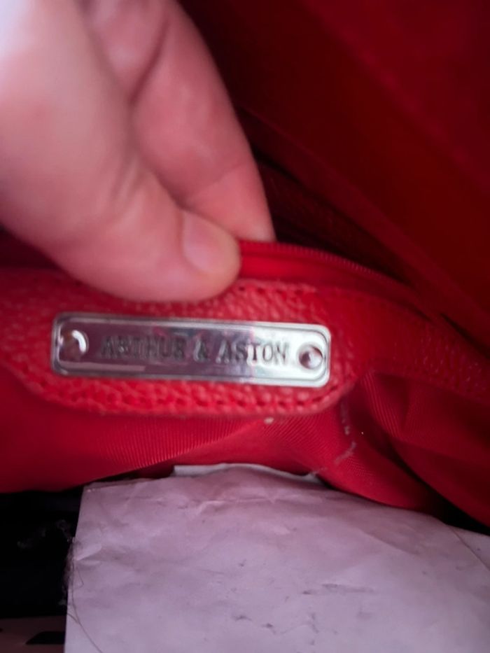 Sac Arthur et Aston en cuir rouge - photo numéro 3