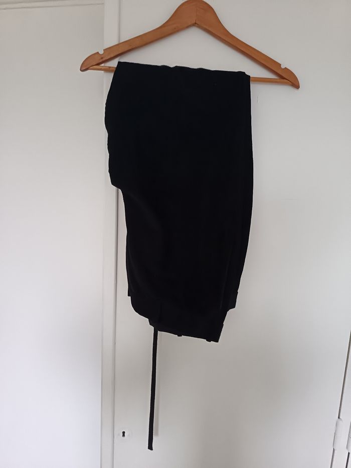 Pantalon noir en velours