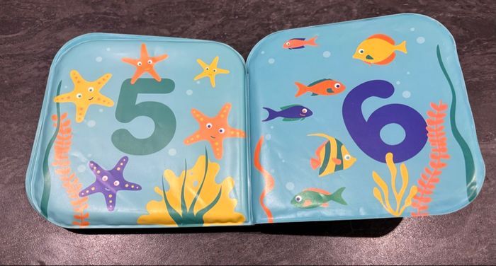 Livre de bain bébé les chiffres - photo numéro 4