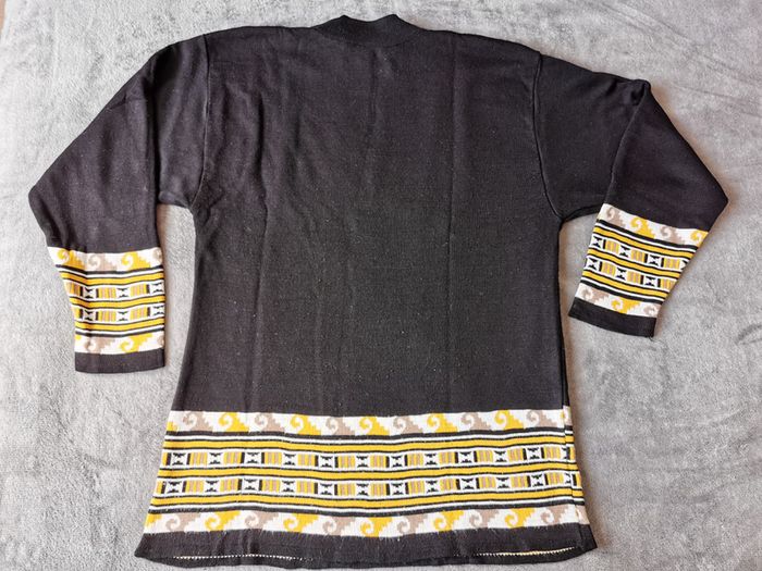 Pull inspiration aztèque noir jaune blanc taille L 40 - photo numéro 4