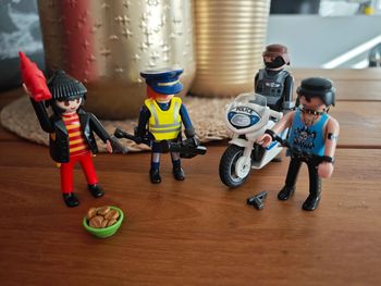 Playmobil police et voleurs