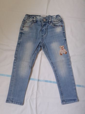 Jean bleu clair motif ourson