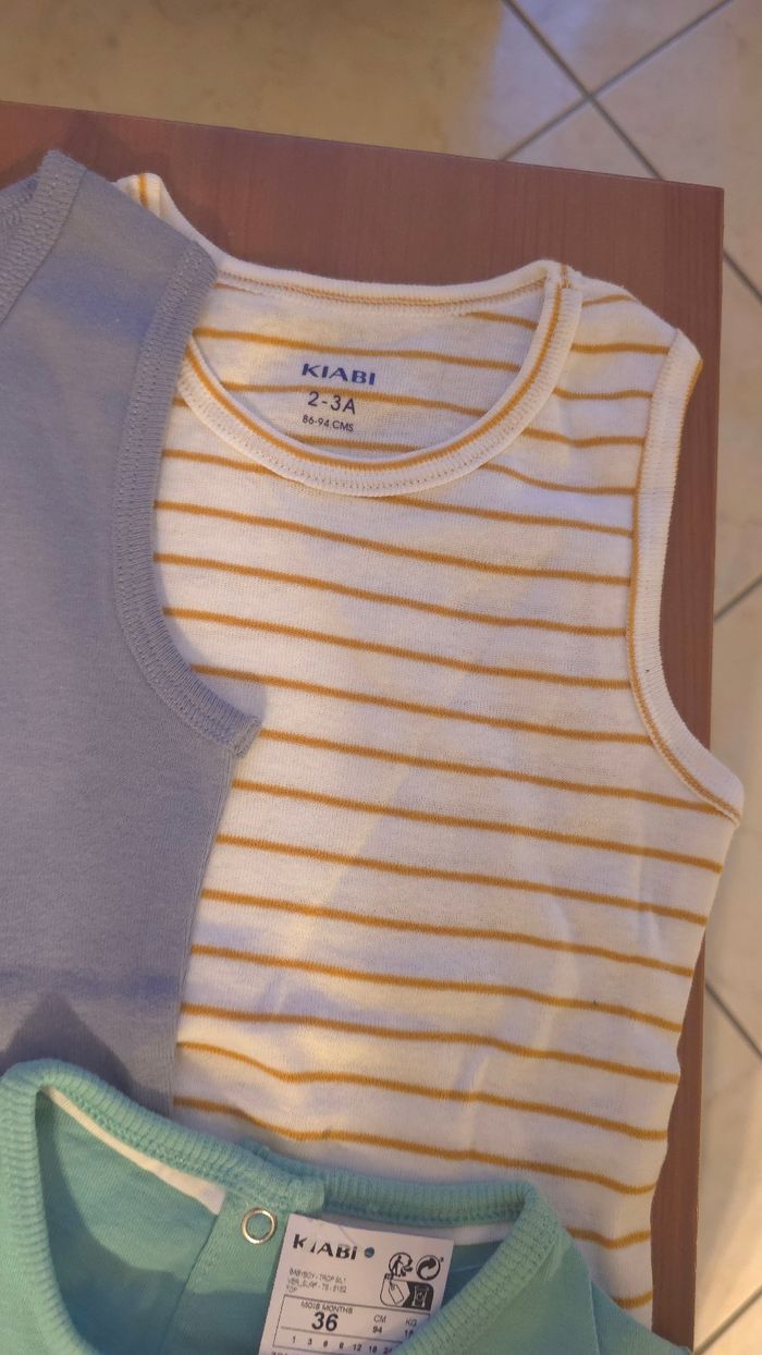 (Neufs non portés) 🤩😍💙 Lot débardeurs 3ans garçon 💙😍🤩 - photo numéro 5