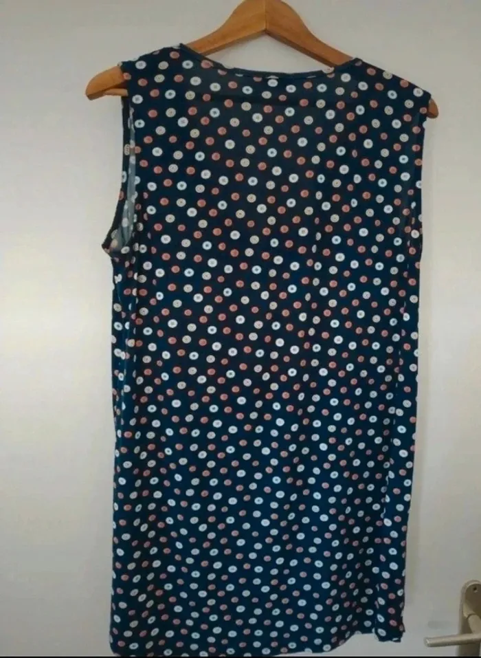 🎈Tunique femme Formul modèle bouton sans manche taille 4 🎈 - photo numéro 3