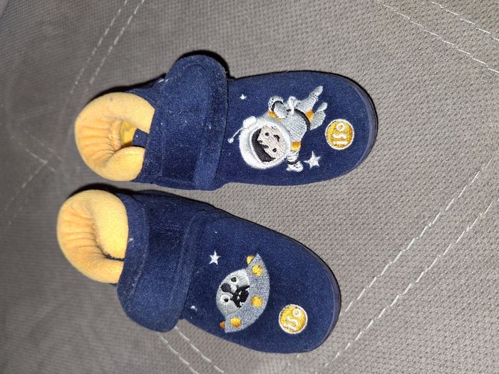 Chaussons isotoner 20