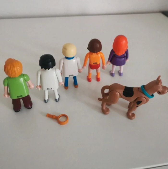 Playmobil lot personnage et chien scooby doo shaggy Samy Véra Daphné Fred et Chien Scooby-Doo - photo numéro 5