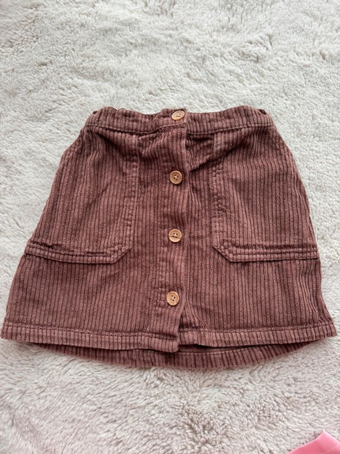 👗lot 2 jupes - fille - 6 ans - fashion private company - très bon état - photo numéro 2