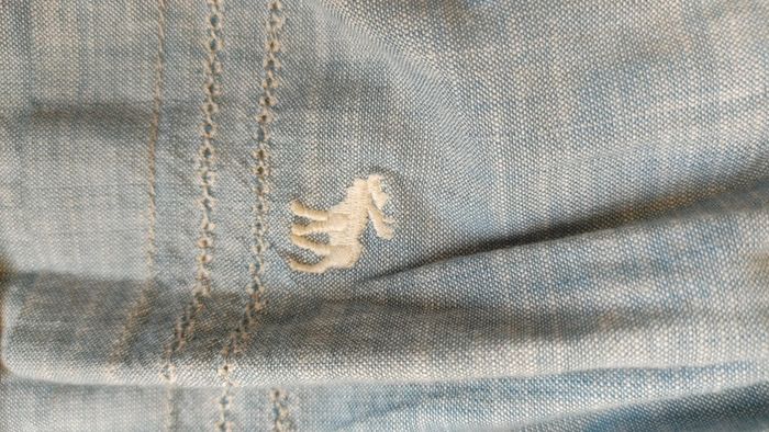 Mini-jupe stylée bouffant avec des volants logo brodé - photo numéro 12