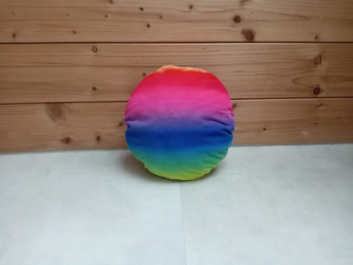 Coussin emoji - photo numéro 2