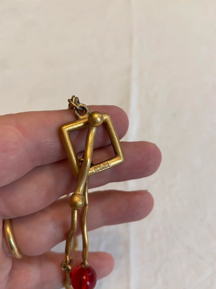 Long sautoir doré et perles résine rouge Biche de Bere - photo numéro 17
