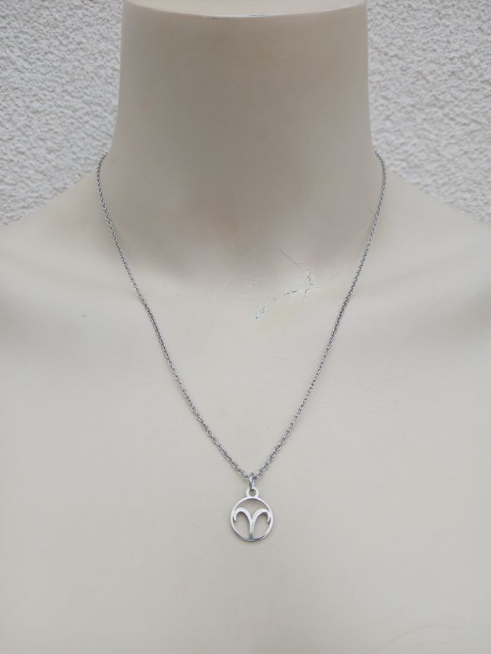 Collier en acier inoxydable argenté signe astrologique bélier ♈️ - photo numéro 2