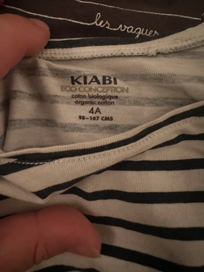 2 jolis tee-shirts Kiabi 3 ans - photo numéro 5