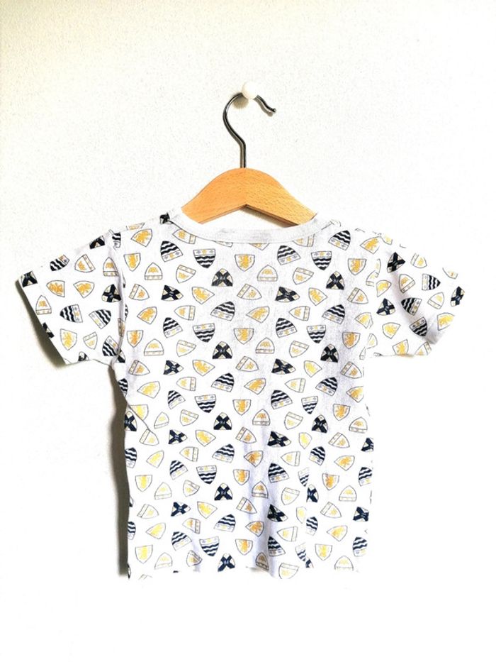 T-shirt 👕 - photo numéro 2