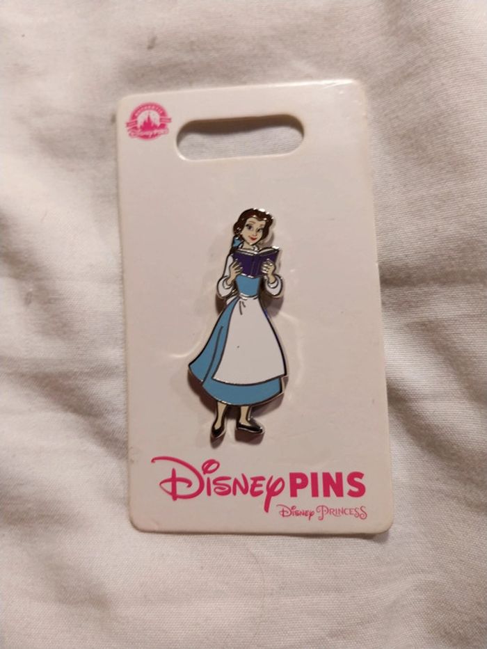 Pins Disney belle