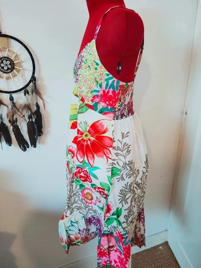 Robe. legere fleurie - photo numéro 2