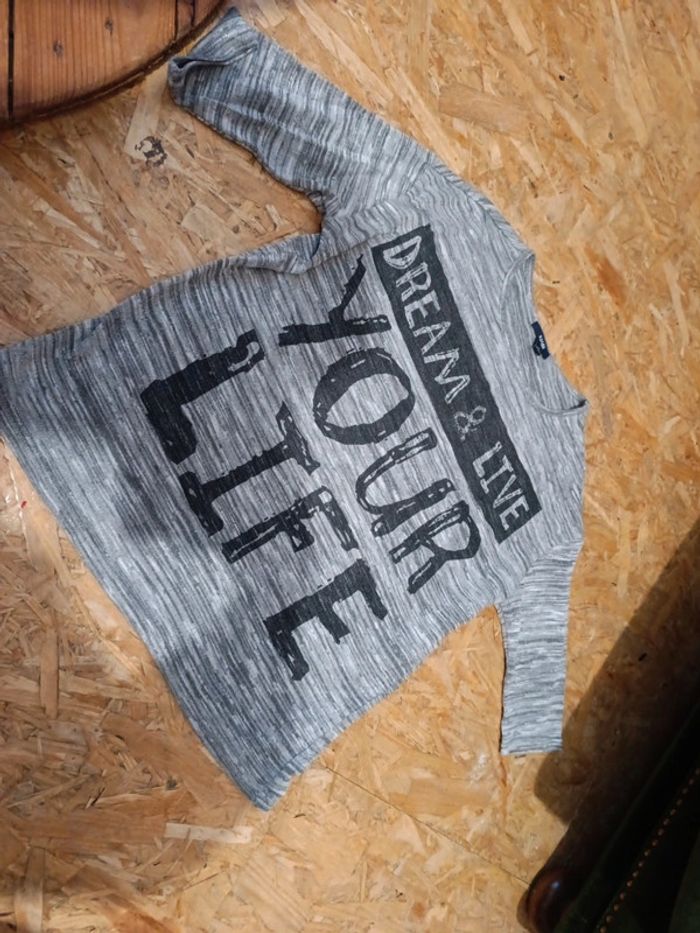 T-shirt gris kiabi XS - photo numéro 2